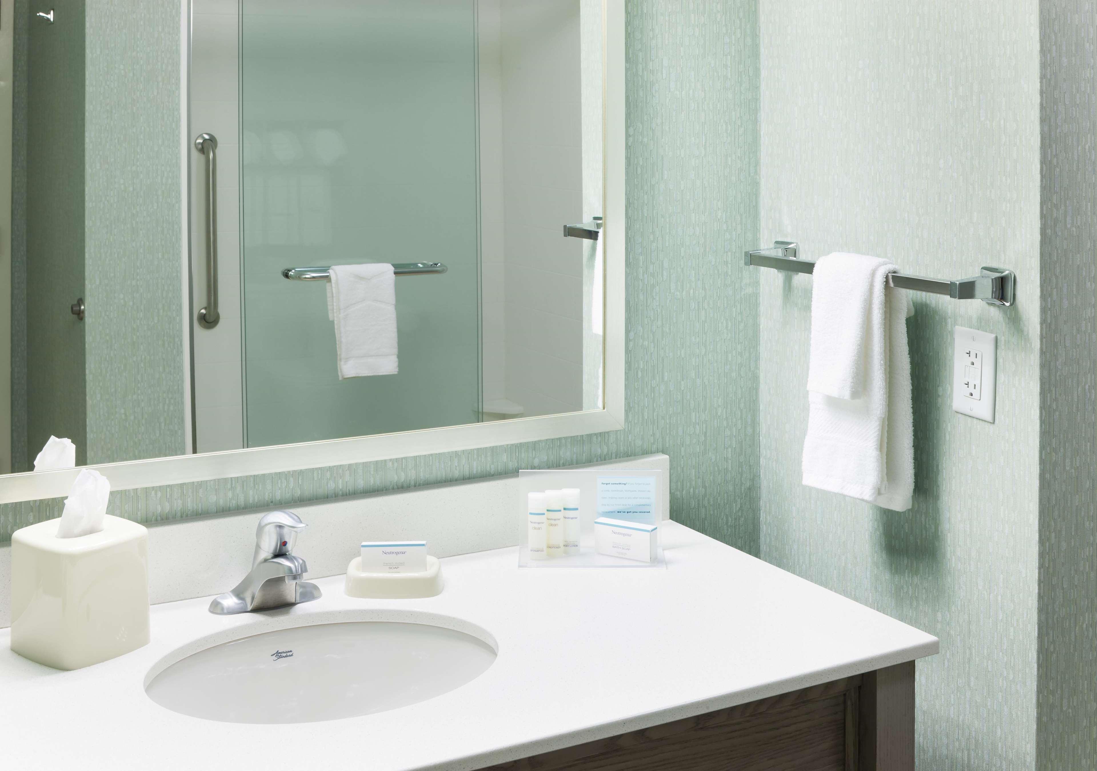 Hampton Inn & Suites By Hilton Carolina Beach Oceanfront Buitenkant foto