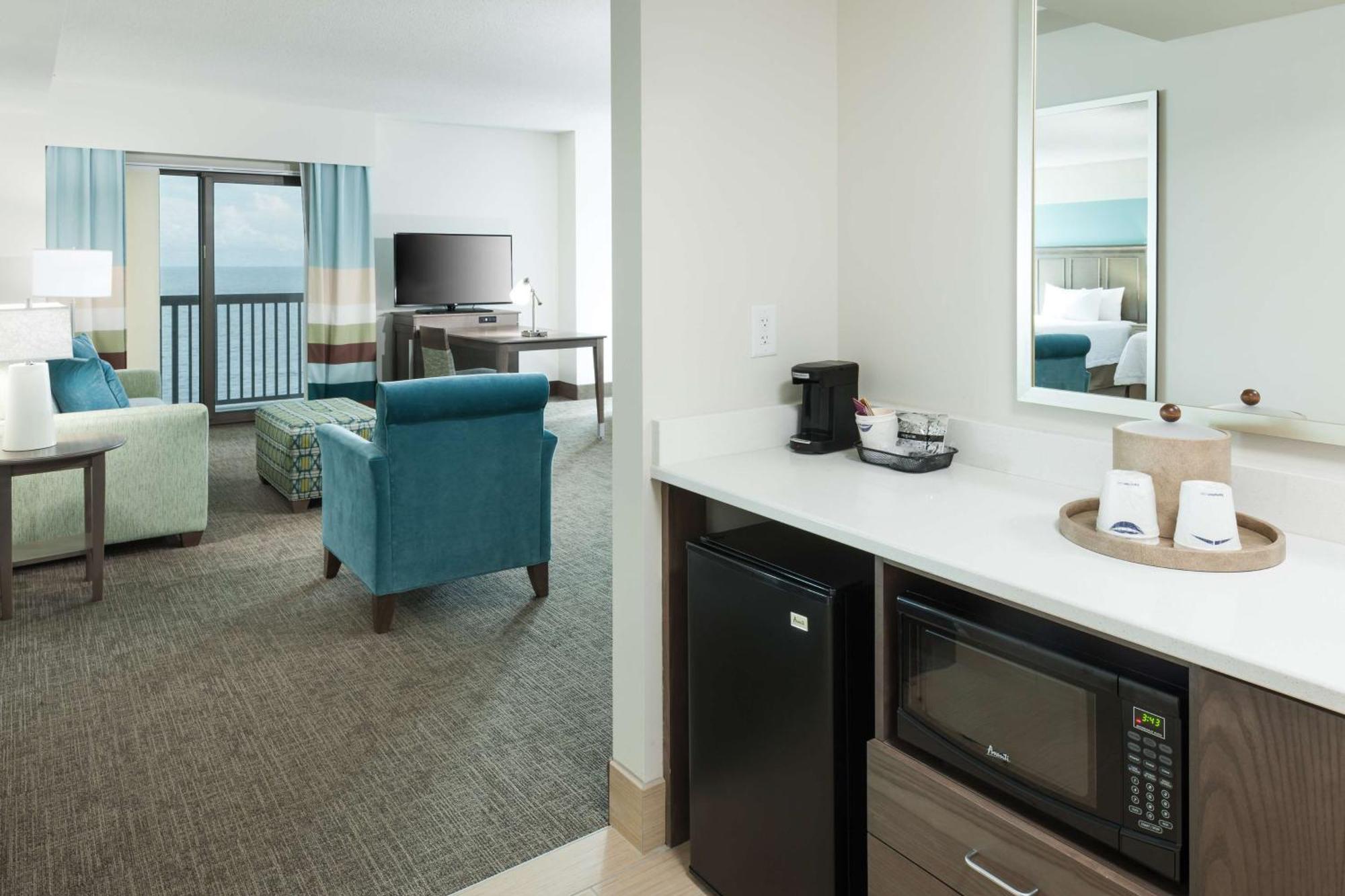 Hampton Inn & Suites By Hilton Carolina Beach Oceanfront Buitenkant foto
