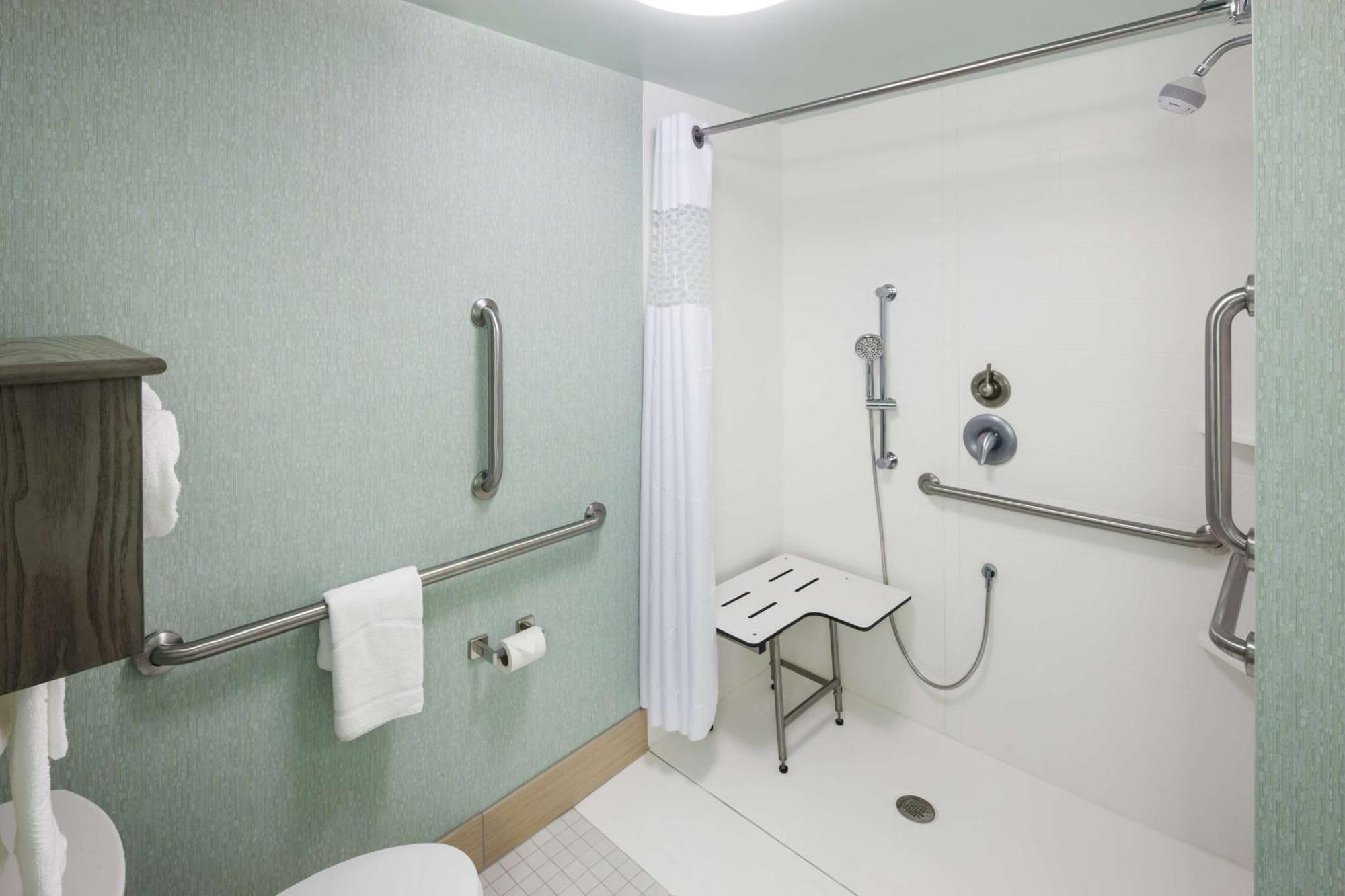 Hampton Inn & Suites By Hilton Carolina Beach Oceanfront Buitenkant foto