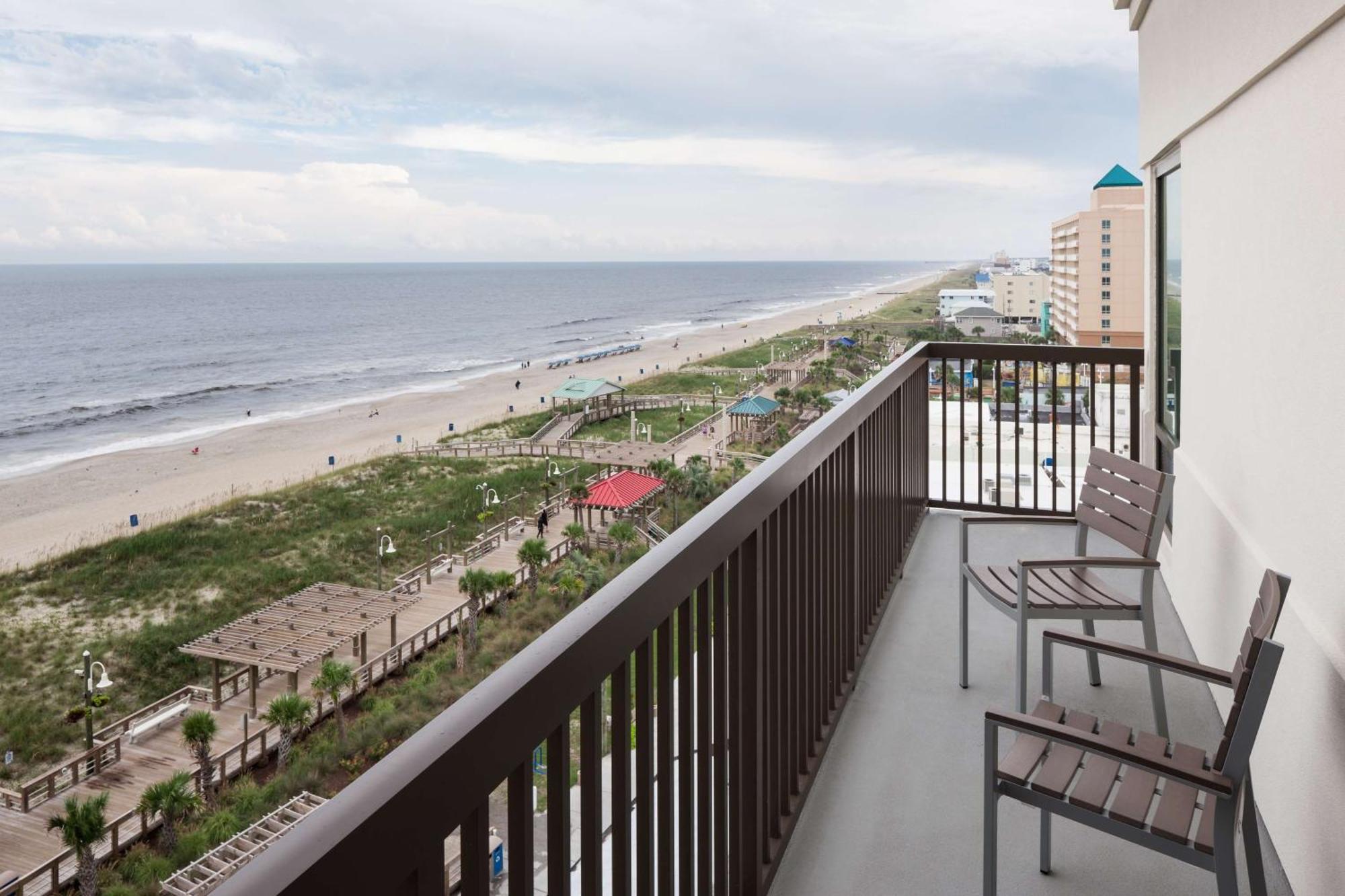 Hampton Inn & Suites By Hilton Carolina Beach Oceanfront Buitenkant foto