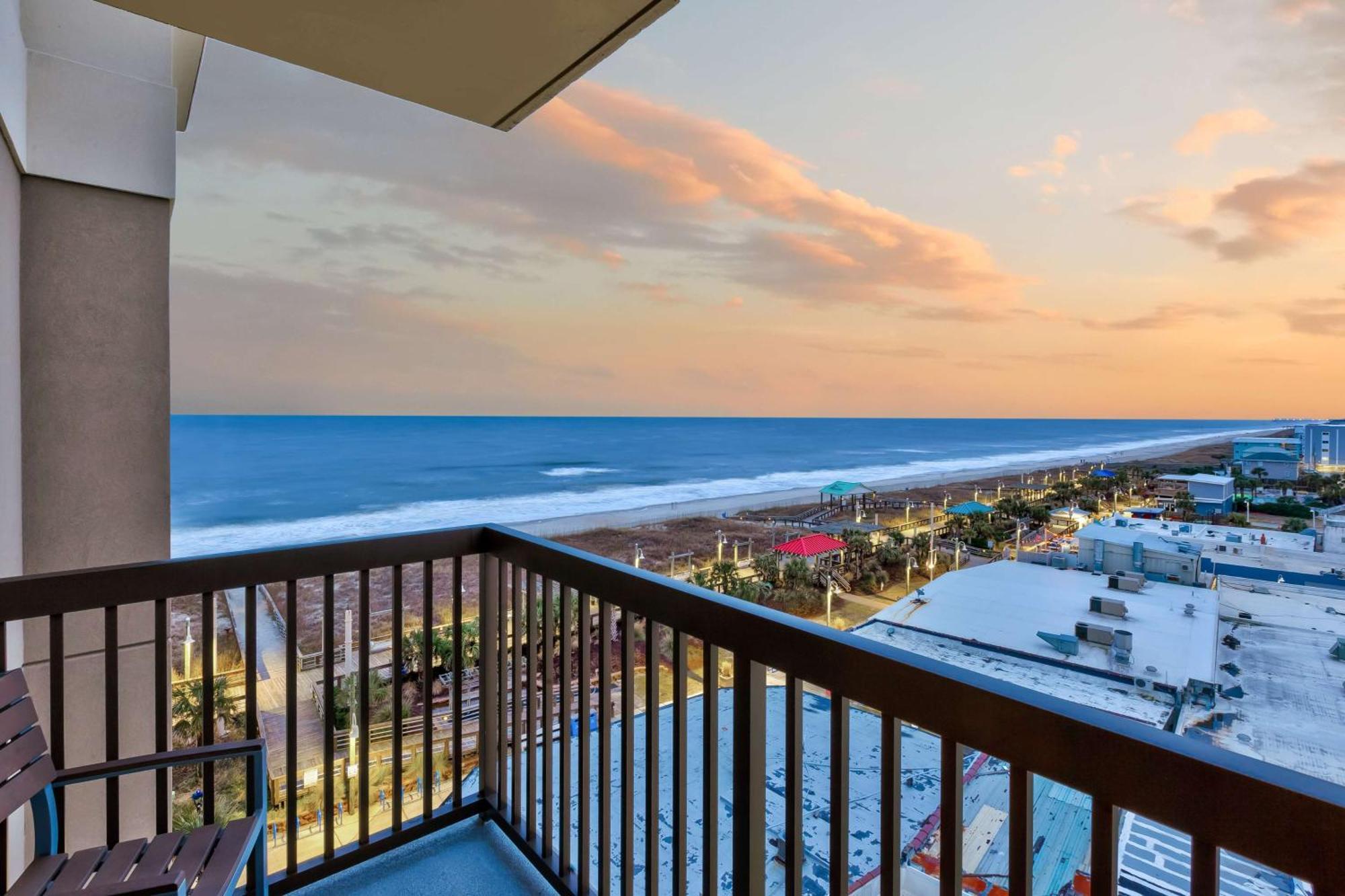 Hampton Inn & Suites By Hilton Carolina Beach Oceanfront Buitenkant foto
