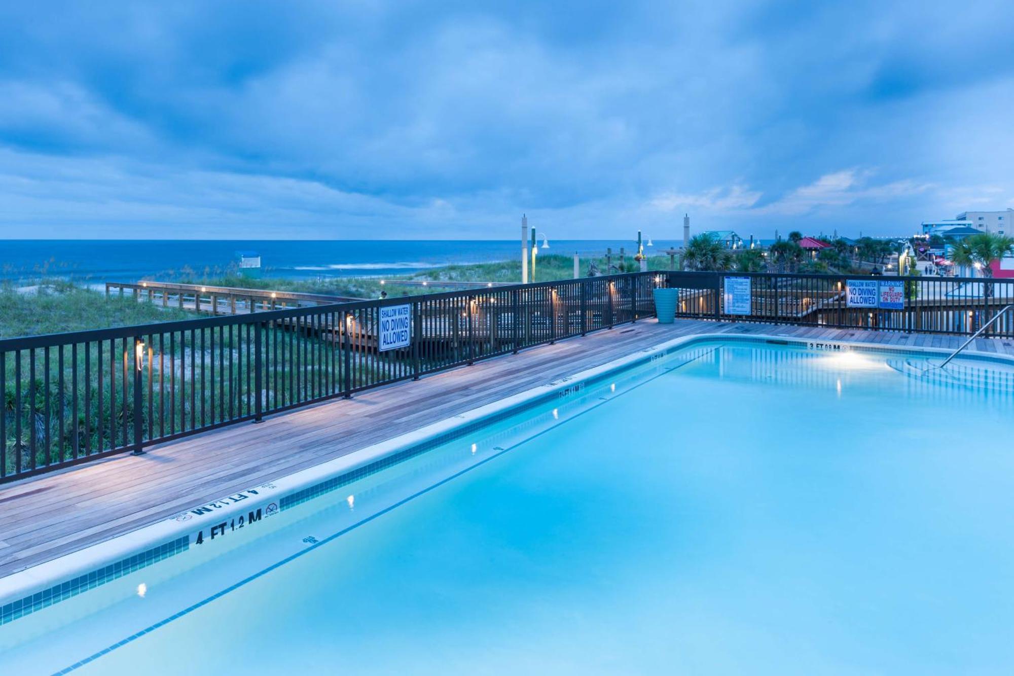 Hampton Inn & Suites By Hilton Carolina Beach Oceanfront Buitenkant foto