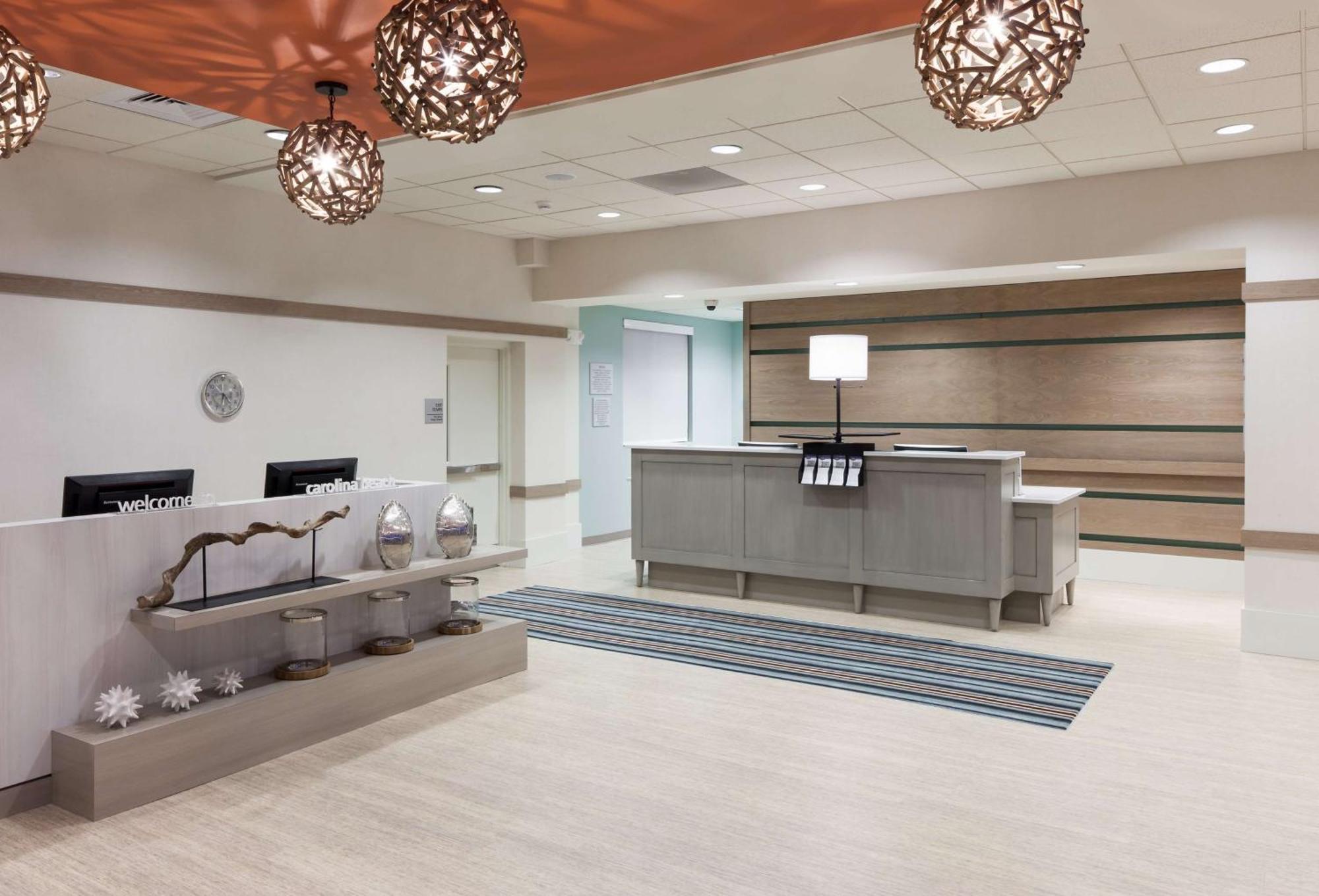 Hampton Inn & Suites By Hilton Carolina Beach Oceanfront Buitenkant foto